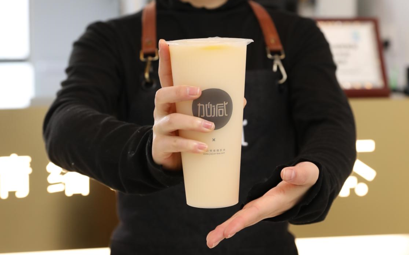 和记官网茶饮：选择奶茶加盟应该考虑品牌哪些实力